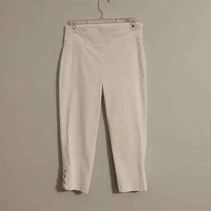 Attyre Khaki Pull On Cropped Capri Pants Petite 14